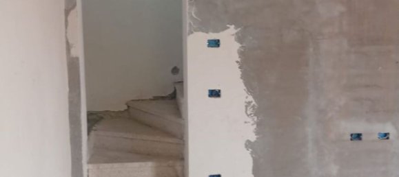 Дом с 3 комнатами в Дзинаско, Италия № 299831 6