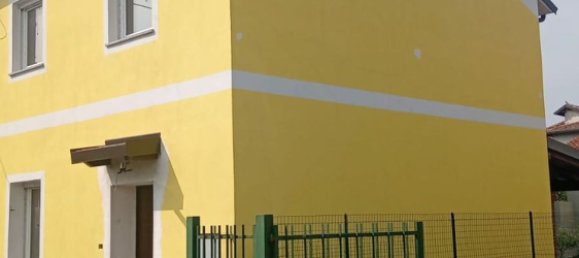 Дом с 3 комнатами в Дзинаско, Италия № 299831 2