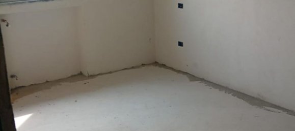 Дом с 3 комнатами в Дзинаско, Италия № 299831 15