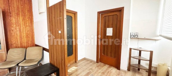 2 rooms Office in Chieti, Italy No. 114073 6