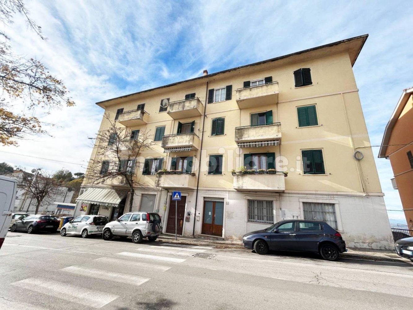 2 rooms Office in Chieti, Italy No. 114073