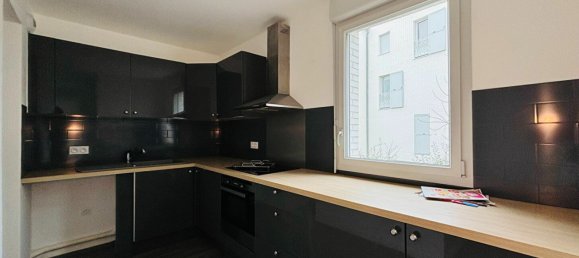 Квартира с 2 спальнями в Безон, Франция № 119935 2