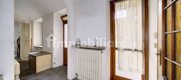 1 bedroom Apartment in Turin, Italy No. 302916 8
