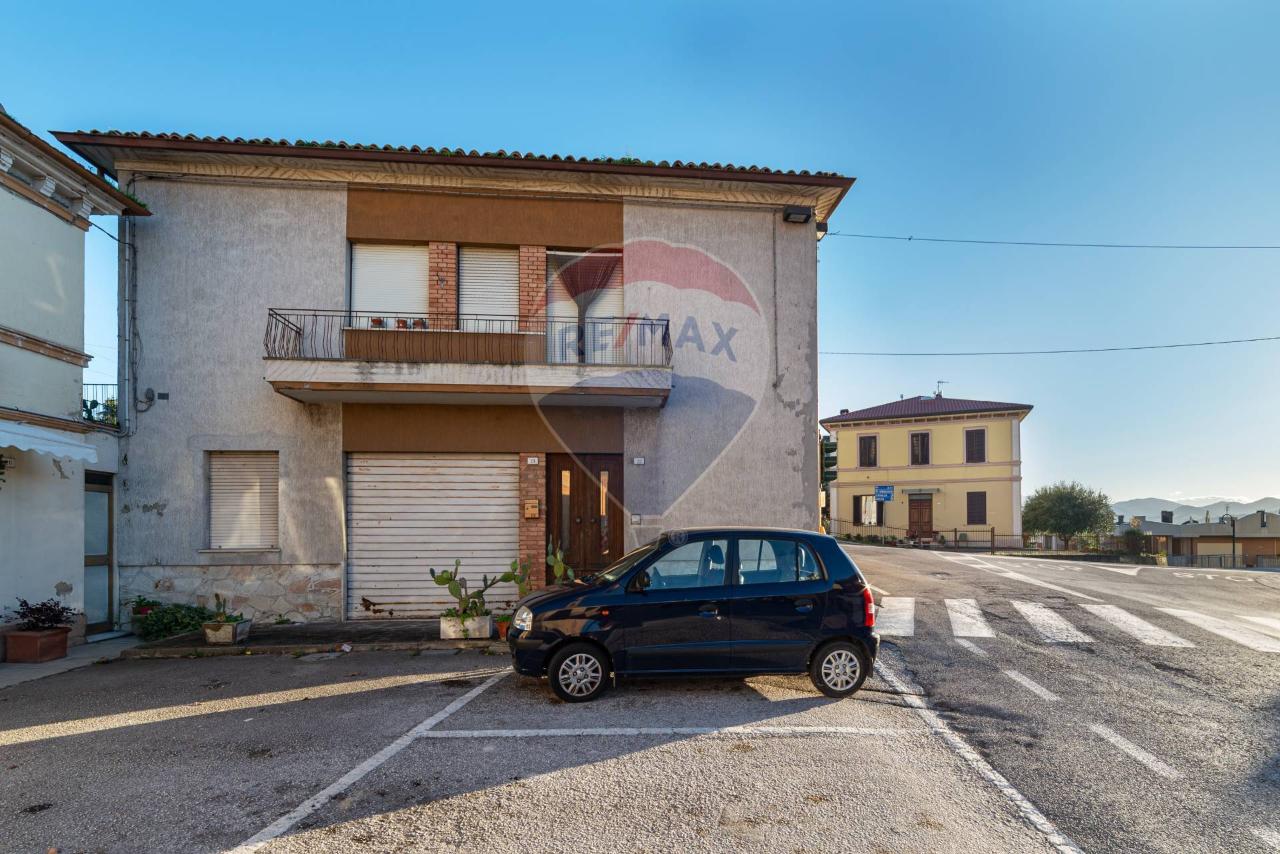 5-salle Maison à Serra de' Conti, Italy No. 7632