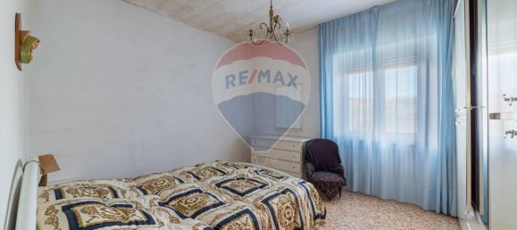 5-salle Maison à Serra de' Conti, Italy No. 7632 8