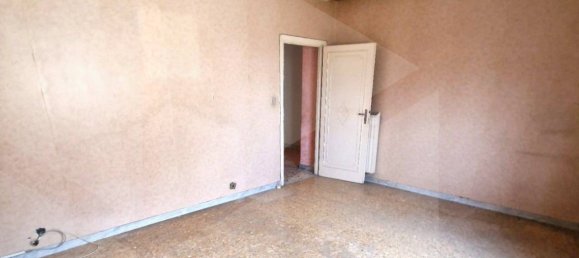 2غرفة شقة في Rome, Italy رقم 34450 36