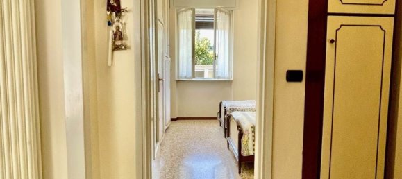 3-salle Appartement à Lentate sul Seveso, Italy No. 260026 22