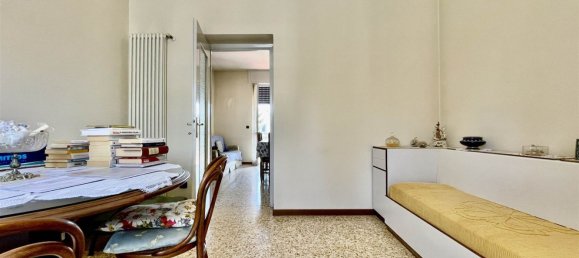 3-salle Appartement à Lentate sul Seveso, Italy No. 260026 15