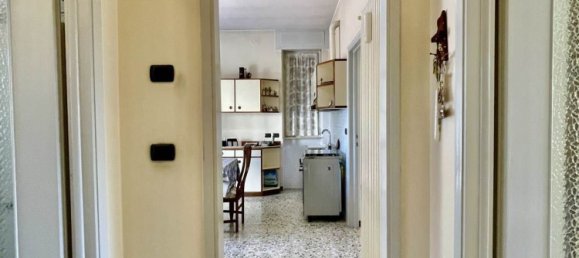 3-salle Appartement à Lentate sul Seveso, Italy No. 260026 4