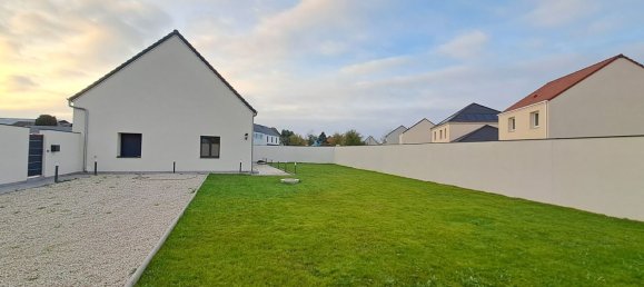 Casa de 4 dormitorios en Sainville, France No. 73059 11