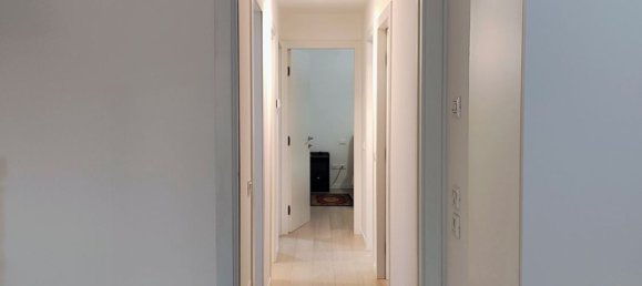 Квартира с 4 комнатами в Тревизо, Италия № 83531 13