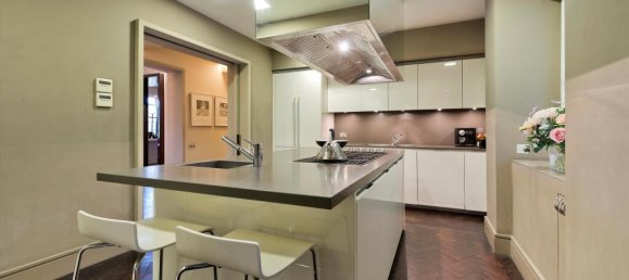 4 bedrooms Apartment in London, United Kingdom No. 7019 10