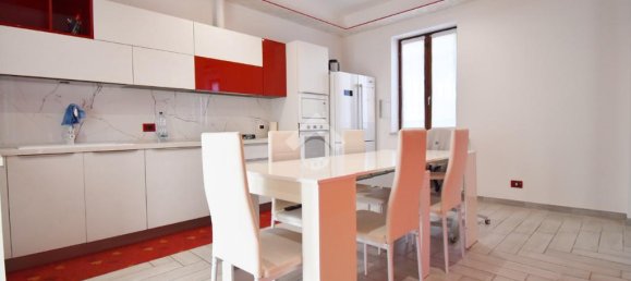 3 غرف نوم منزل في Lurago Marinone, Italy رقم 353068 10