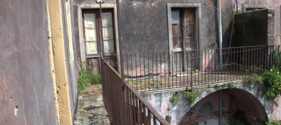 Casa de 6 habitaciónes en Giarre, Italy No. 51742 2