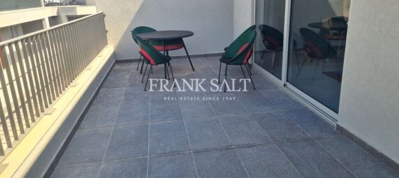 Ático de 1 dormitorio en San Gwann, Malta No. 7080 2