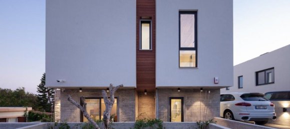 4 bedrooms Villa in Paphos, Cyprus No. 9984 4