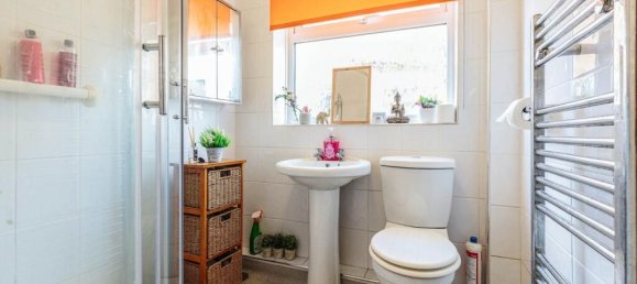 House in Preston, United Kingdom No. 2897 13