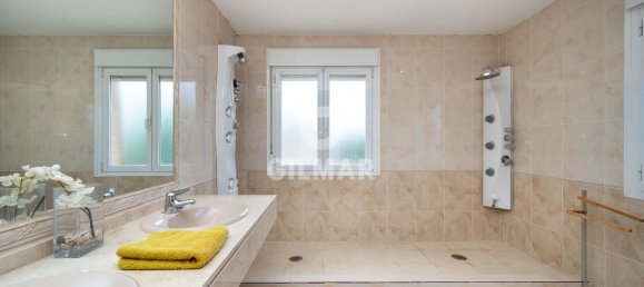 4 bedrooms House in Madrid, Spain No. 167245 17