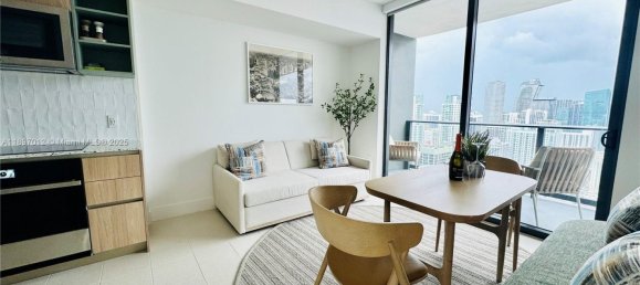 1 Schlafzimmer Gewerbliche Immobilien in Miami, USA, Nr. 615909 10