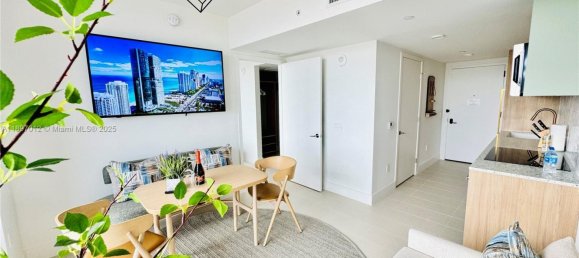 1 Schlafzimmer Gewerbliche Immobilien in Miami, USA, Nr. 615909 21