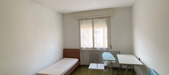 3 Schlafzimmer Wohnung in Parma, Italy, Nr. 379076 9