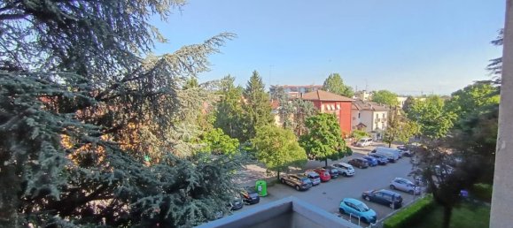 3 Schlafzimmer Wohnung in Parma, Italy, Nr. 379076 2