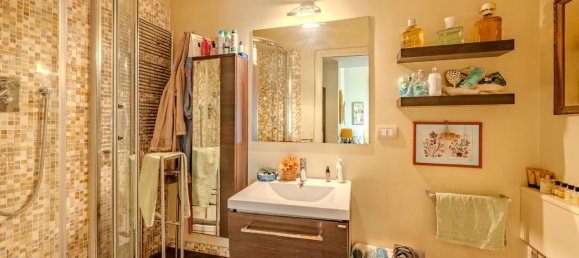 7غرفة شقة في Genoa, Italy رقم 14908 29