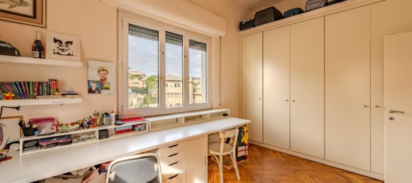 7غرفة شقة في Genoa, Italy رقم 14908 16