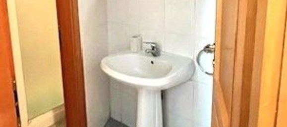 2 rooms Apartment in Livorno, Italy No. 141614 5