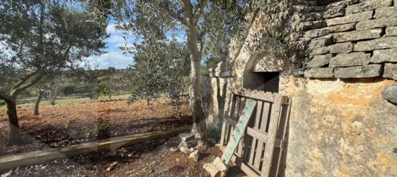 Studio in Castellana Grotte, Italy No. 25306 2