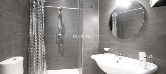 2 bedrooms Apartment in Saint Julian's, Malta No. 9331 31