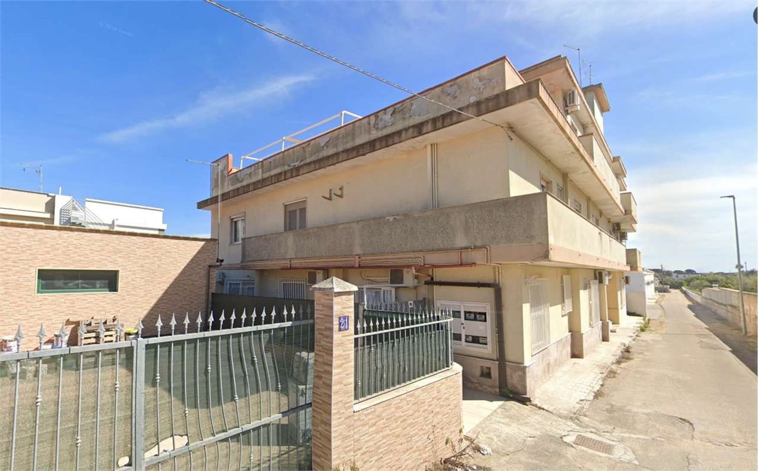 Apartamento de 5 divisões em Taranto, Italy N.º 186572