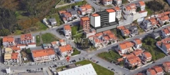 275m² Land in Baguim do Monte, Portugal No. 94513 2