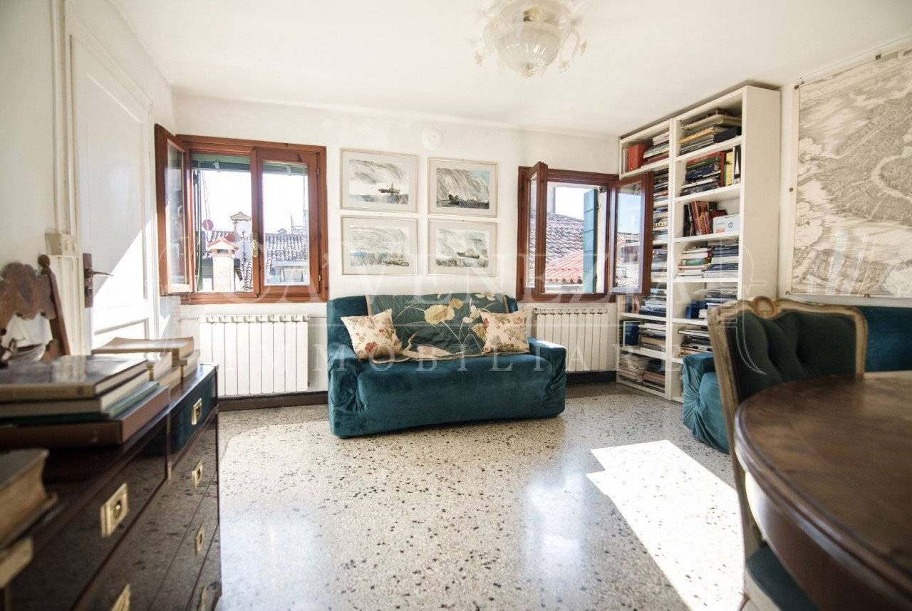 3 bedrooms House in Venice, Italy No. 220742