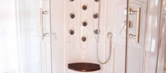 3 bedrooms House in Venice, Italy No. 220742 17