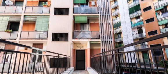 1 bedroom Apartment in Milan, Italy No. 329589 8