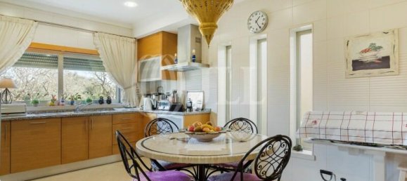 4 bedrooms Villa in Albufeira, Portugal No. 92400 10