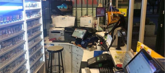 Propriété commerciale à Perugia, Italy 90m² No. 152079 6