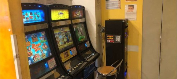 Propriété commerciale à Perugia, Italy 90m² No. 152079 10