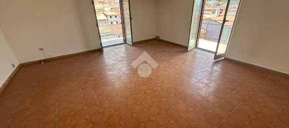 2 Schlafzimmer Wohnung in Lamezia Terme, Italy, Nr. 80460 8