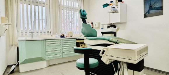 Здание с 4 спальнями в Швебиш Халль, Германия № 17922 9