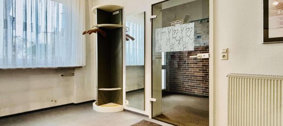 Здание с 4 спальнями в Швебиш Халль, Германия № 17922 7