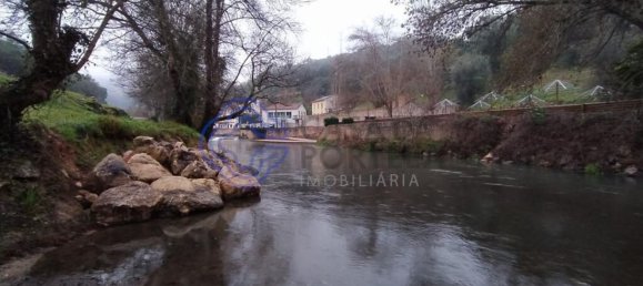 Замки и поместья с 2 спальнями в Феррейра ду Зезери, Португалия № 14506 23