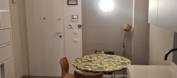 Studio in Bologna, Italy No. 274290 8