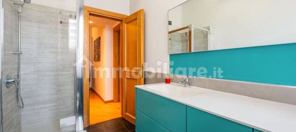 2 bedrooms Apartment in Milan, Italy No. 369941 4