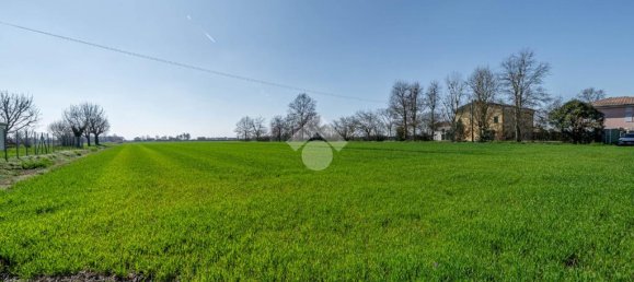 Terreno em Novi di Modena, Italy 24000 m² N.º 77347 13