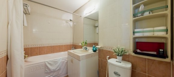 2 dormitorios apartamento en alquiler en Ba Dinh, Ha Noi, Vietnam № 13511 4