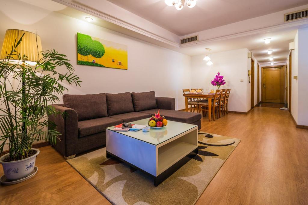 2 dormitorios apartamento en alquiler en Ba Dinh, Ha Noi, Vietnam № 13511