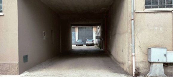 2 rooms Warehouse in Montecassiano, Italy No. 133202 6