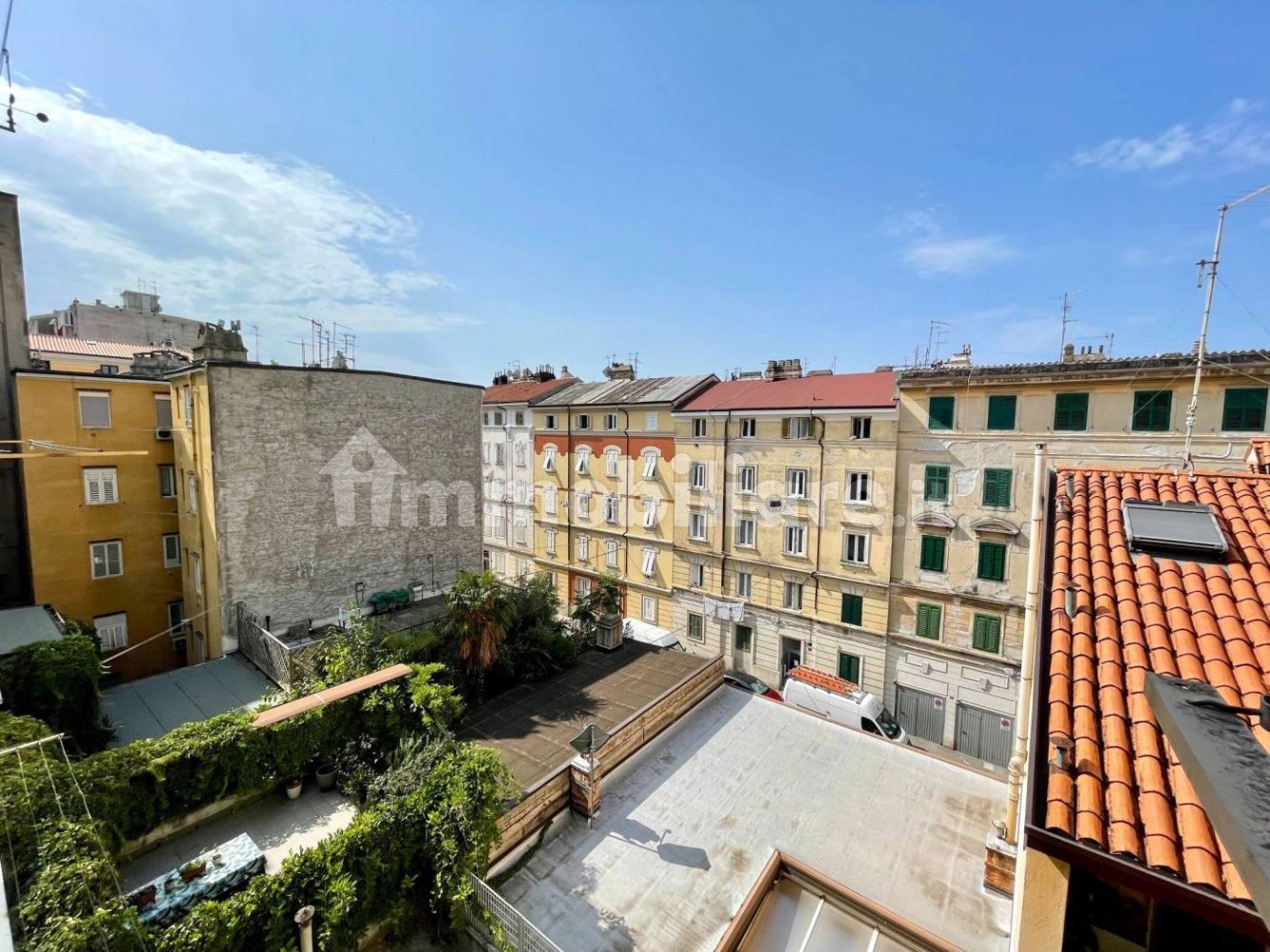 2 bedrooms Apartment in Trieste, Italy No. 319844